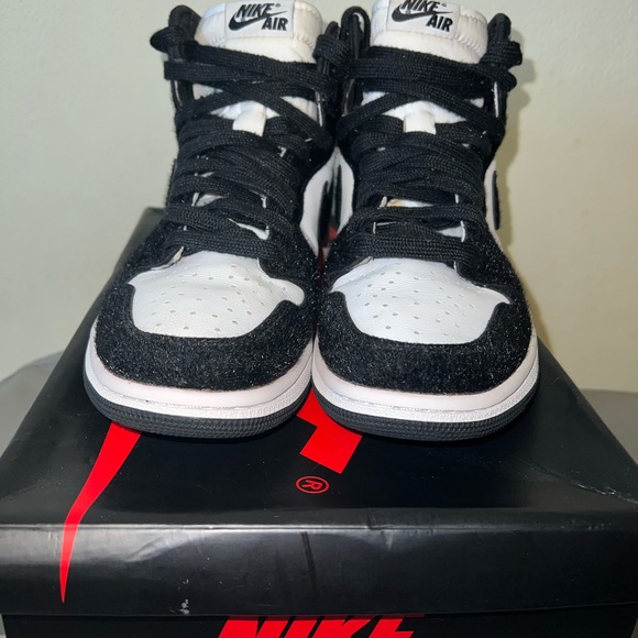 Jordan 1 - Picture 3 of 12